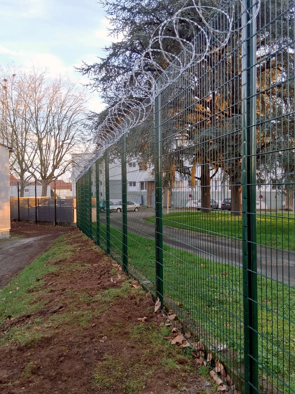 Espace Clôture sécurise un périmètre militaire